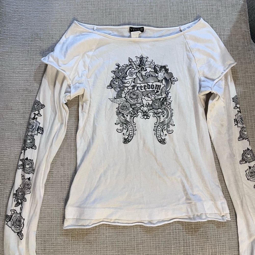 VENUS White Long Sleeve Top with Graphic Design